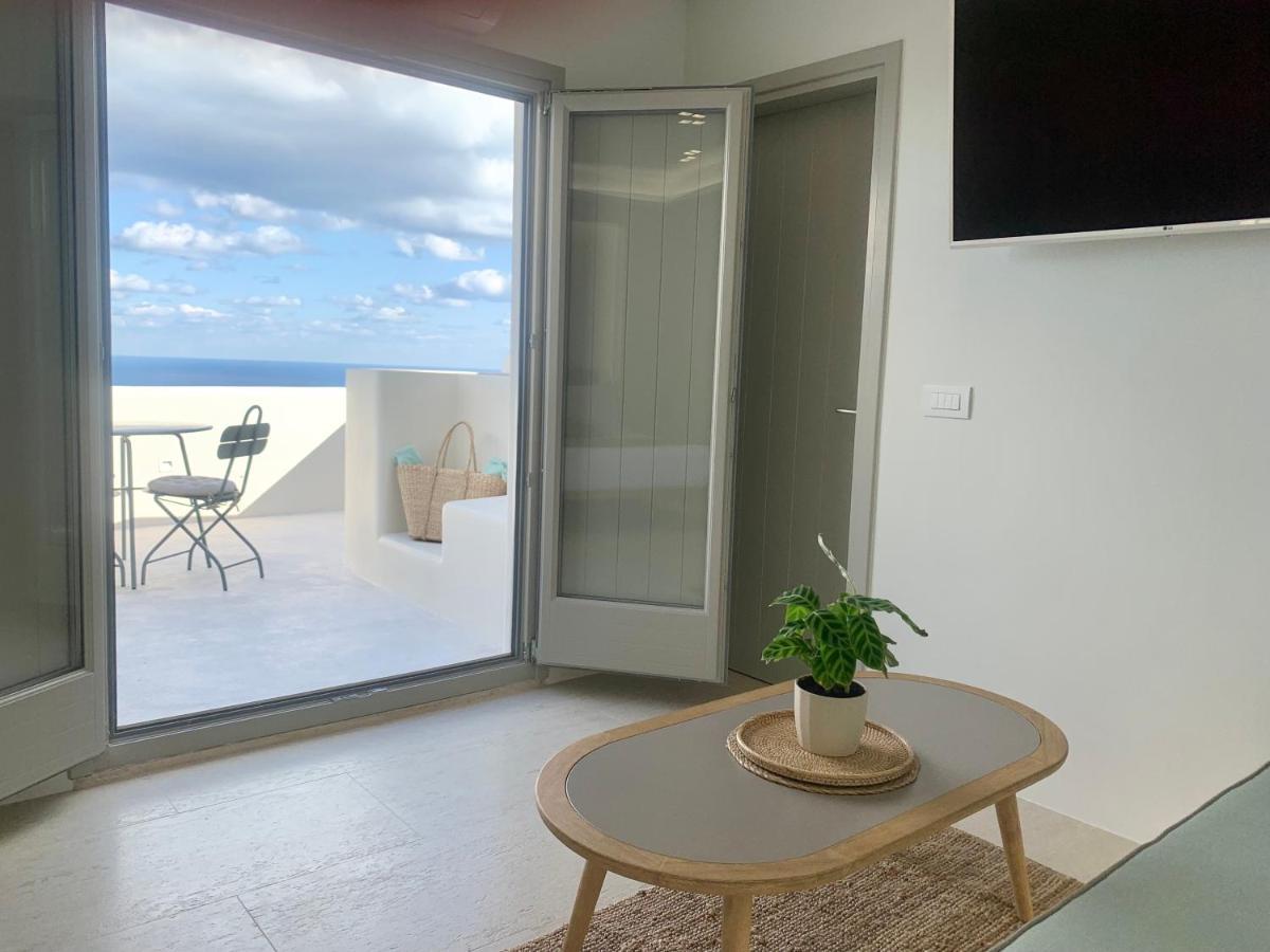 Mod Santorini Vegan Accommodation ثيرا المظهر الخارجي الصورة