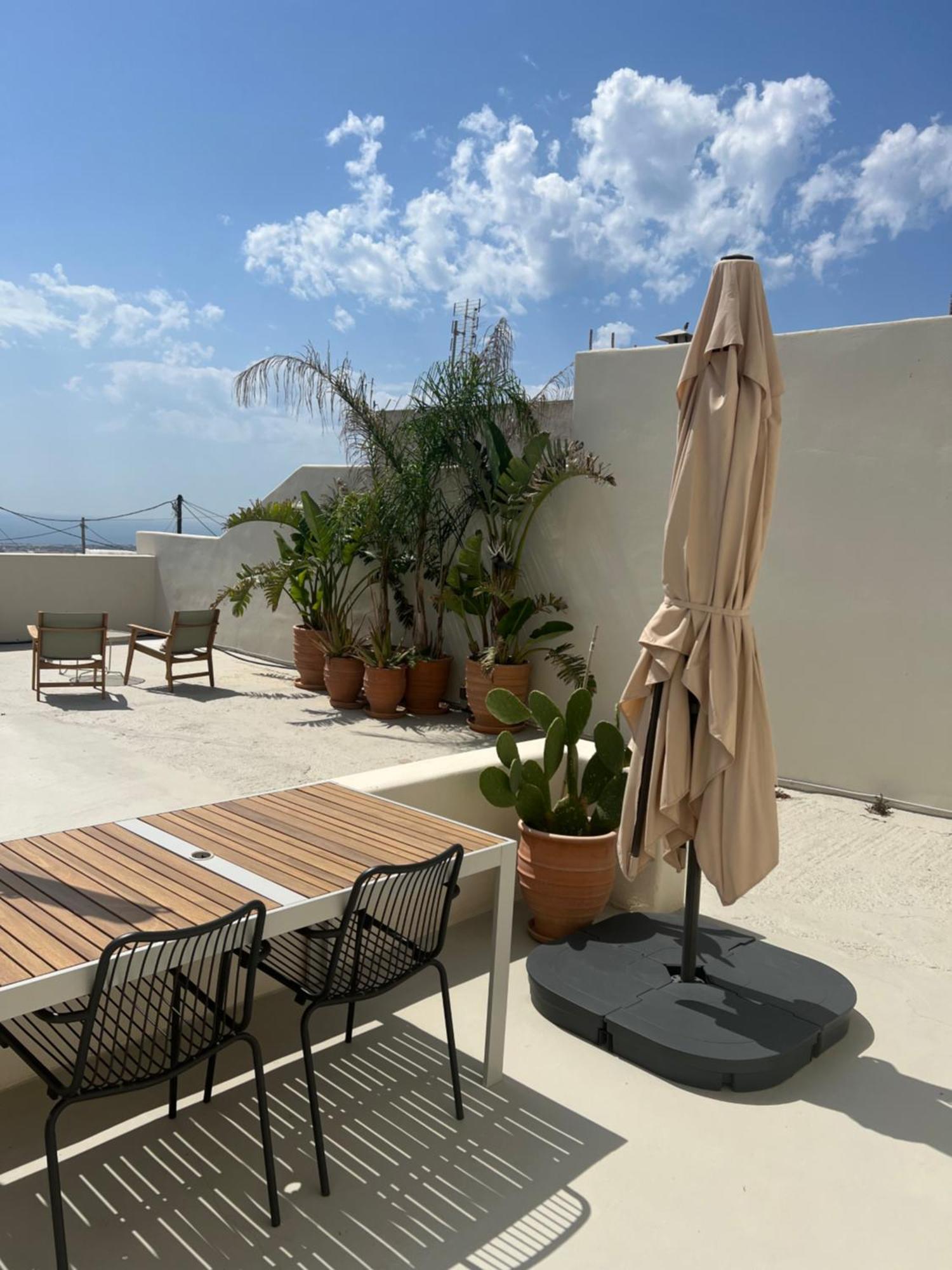 Mod Santorini Vegan Accommodation ثيرا المظهر الخارجي الصورة